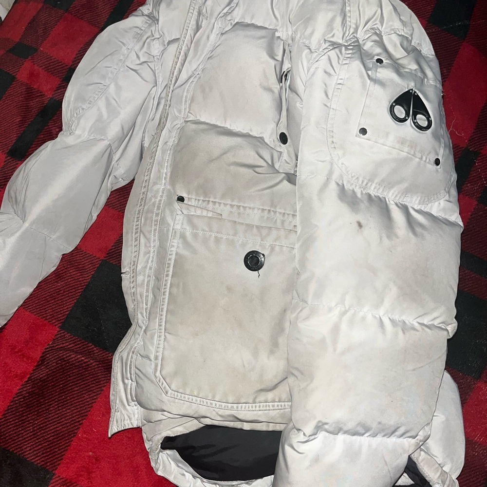 Moose Knuckles Men's White and Grey Jacket (Dirty can be washed to look new)